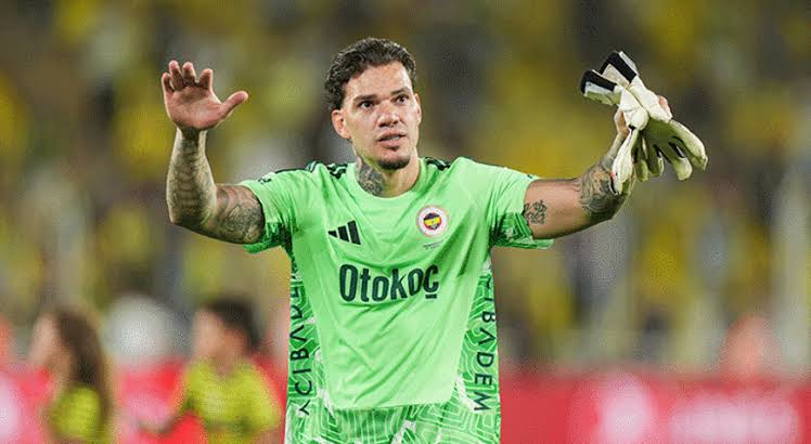 Fenerbahçe kalecisi Ederson